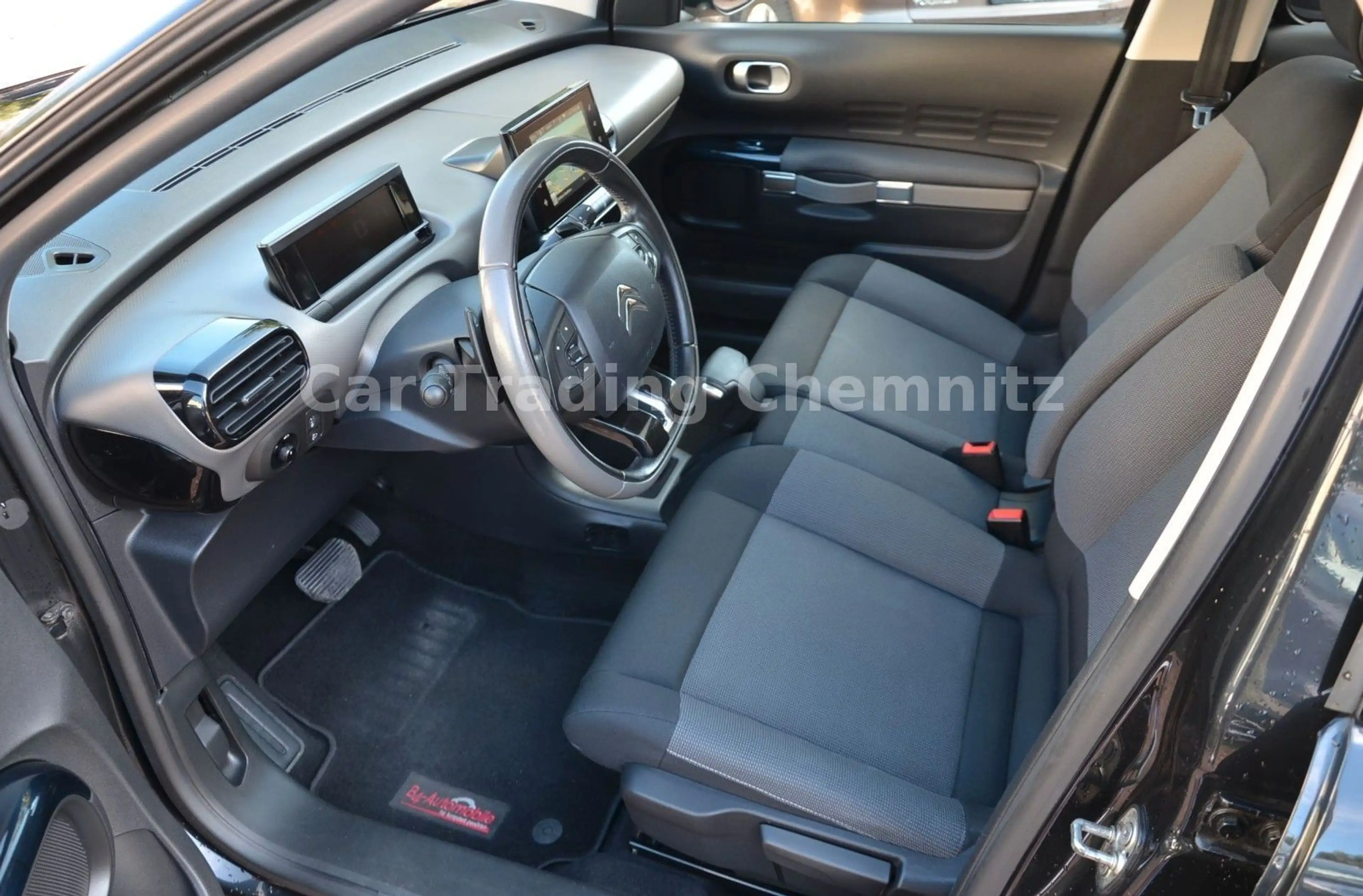 Citroen C4 Cactus Shine Automatik Navi Tüv neu — photo 9