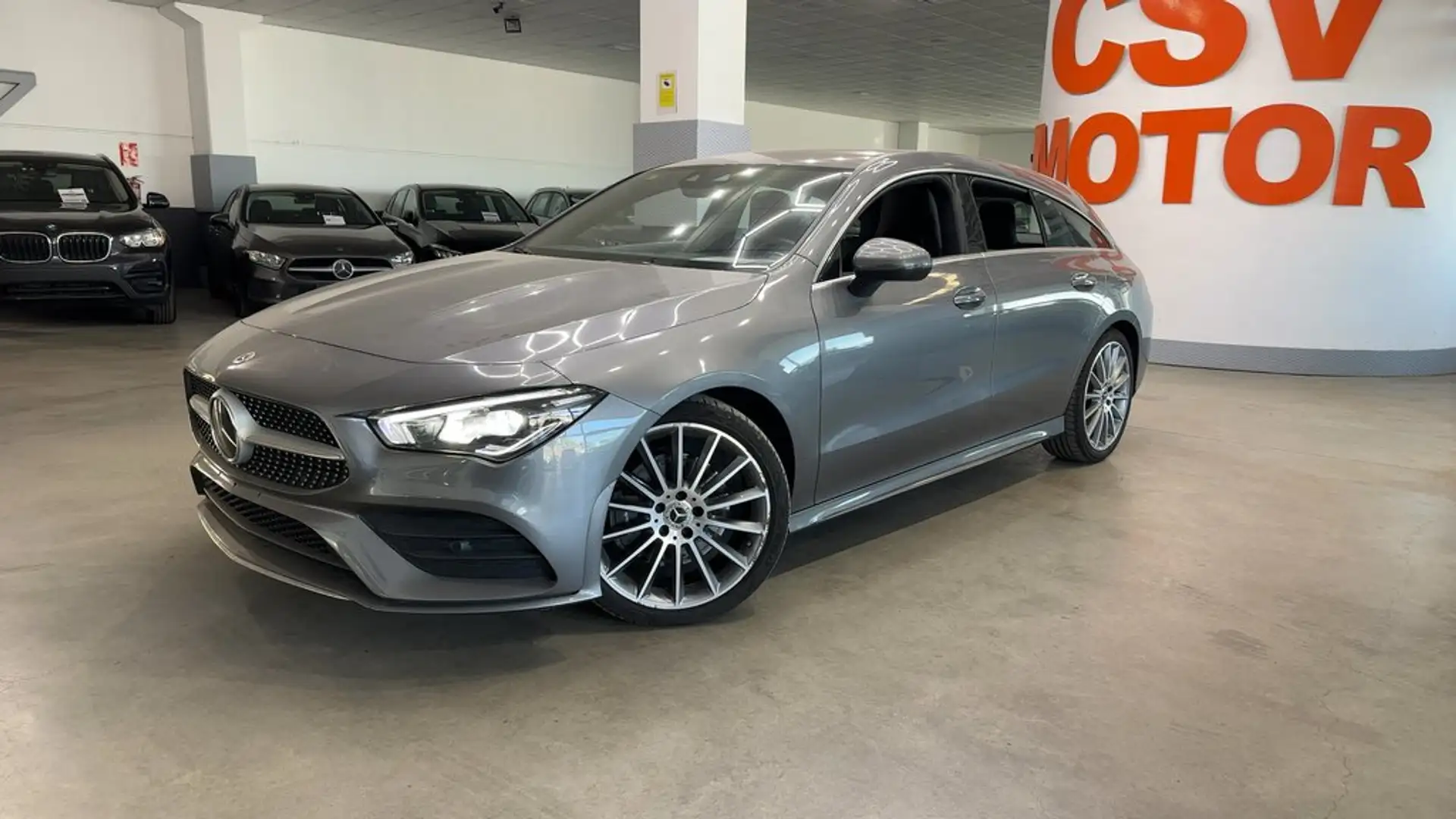 Mercedes-Benz CLA 220 D DCT Shooting Brake - 2