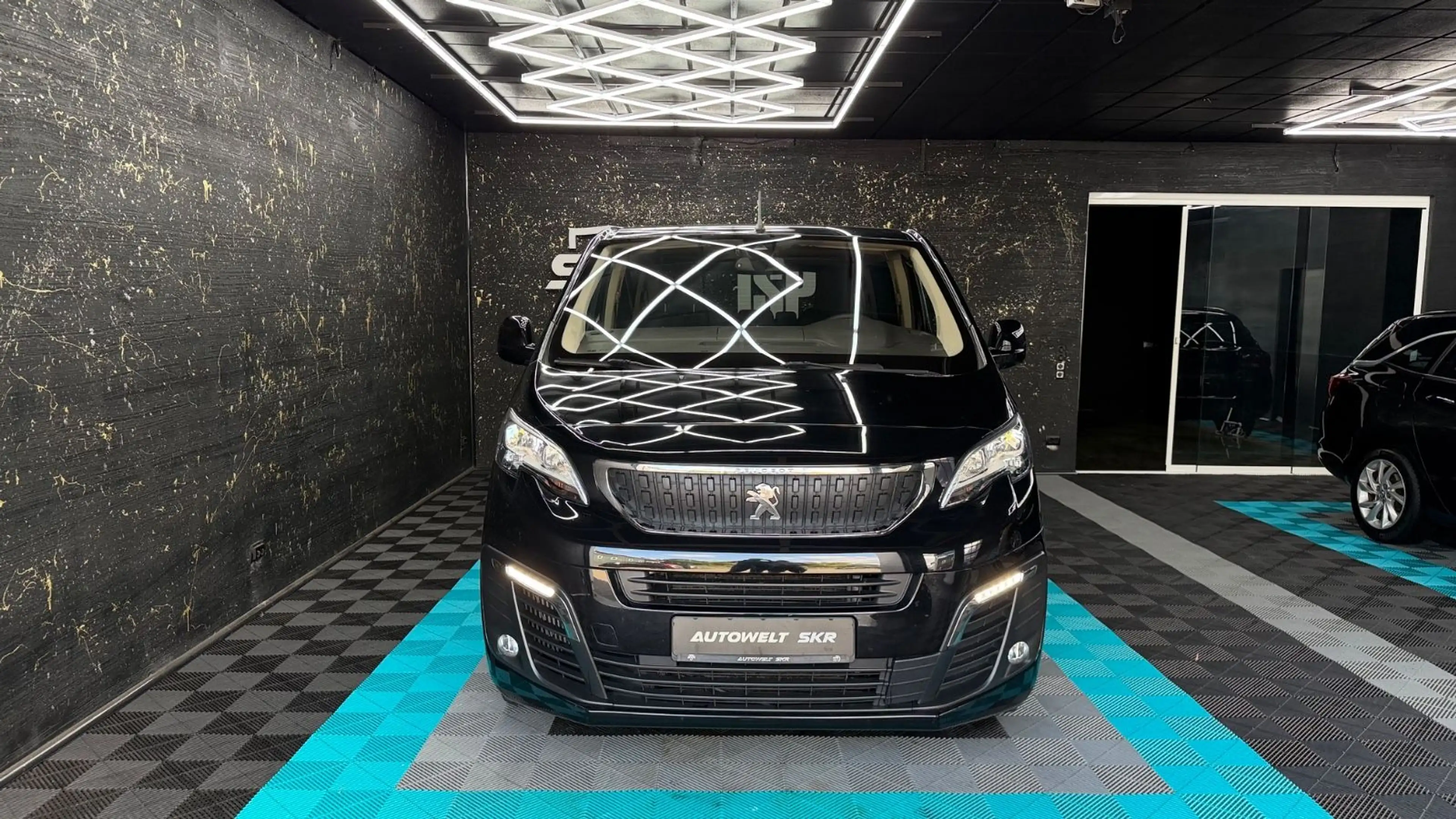 Peugeot Traveller Active L2/SHZ/6-8SITZ/1HND — photo 2