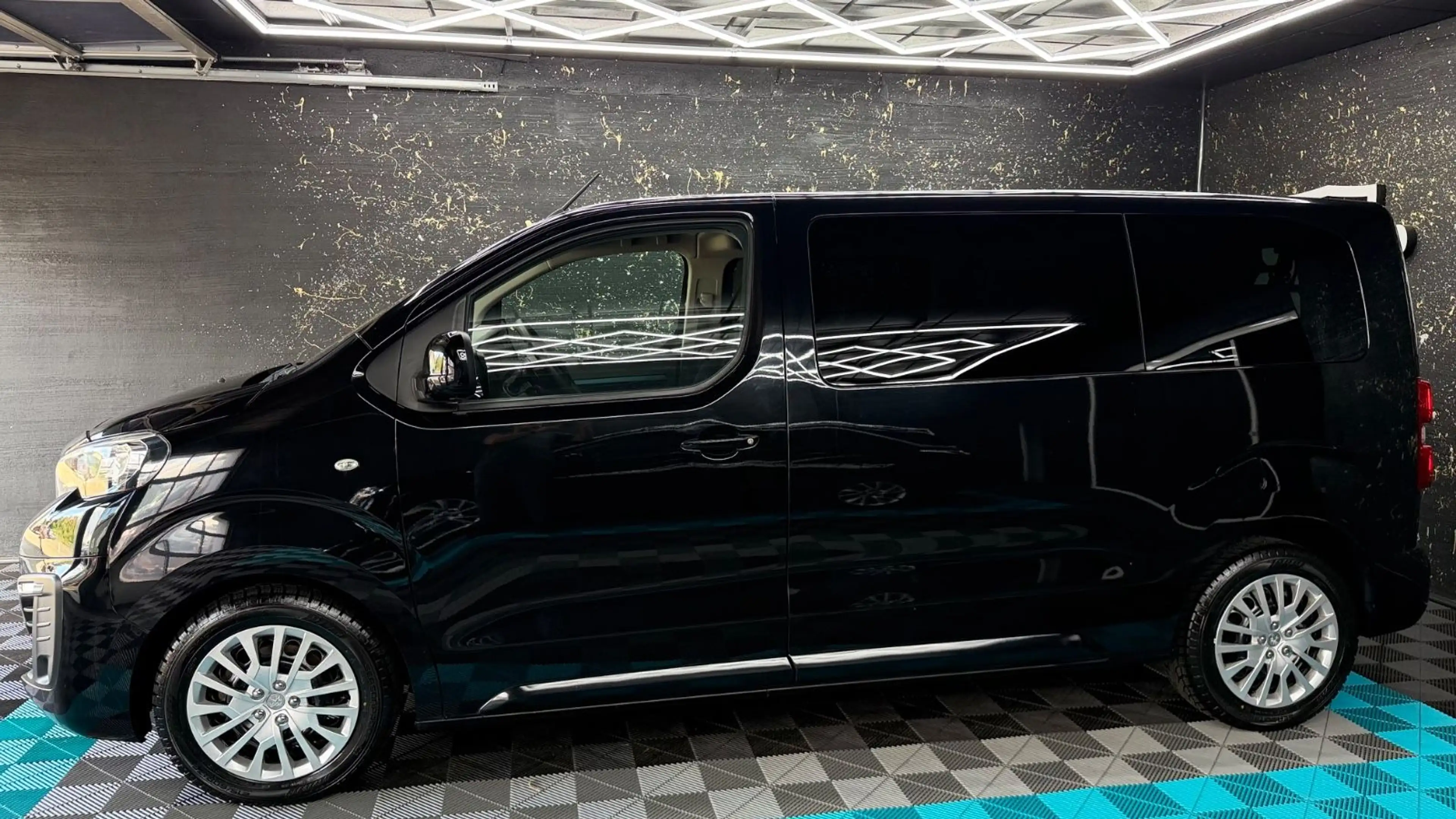 Peugeot Traveller Active L2/SHZ/6-8SITZ/1HND — photo 5