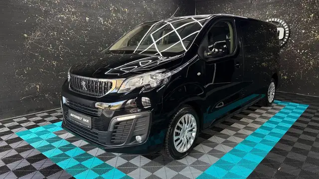 Peugeot Traveller