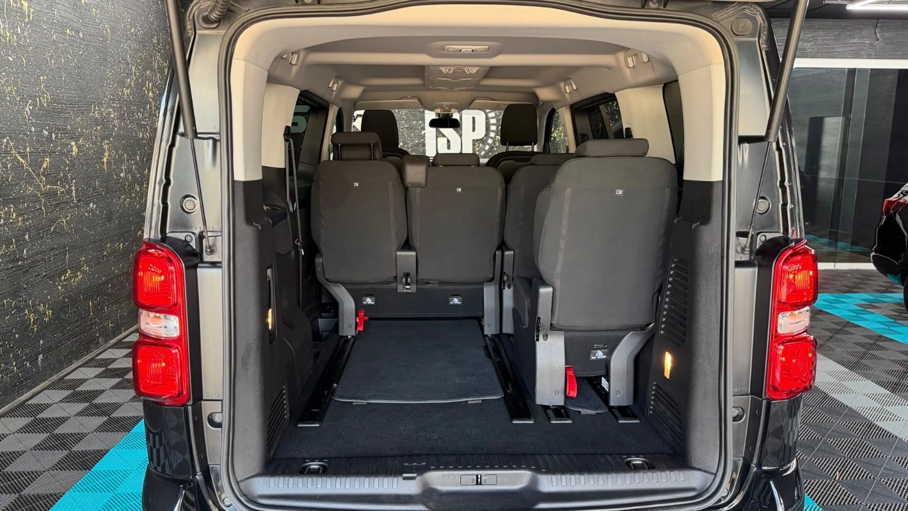 Peugeot Traveller Active L2/SHZ/6-8SITZ/1HND — photo 13