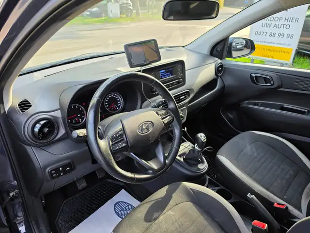 Hyundai I10 view 10