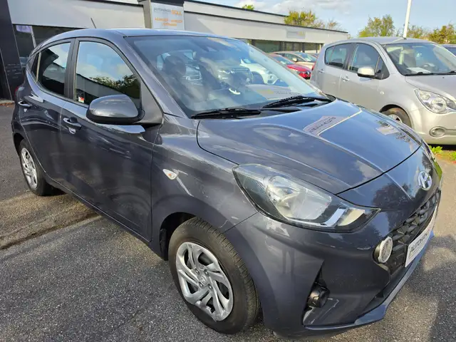 Hyundai I10 view 2