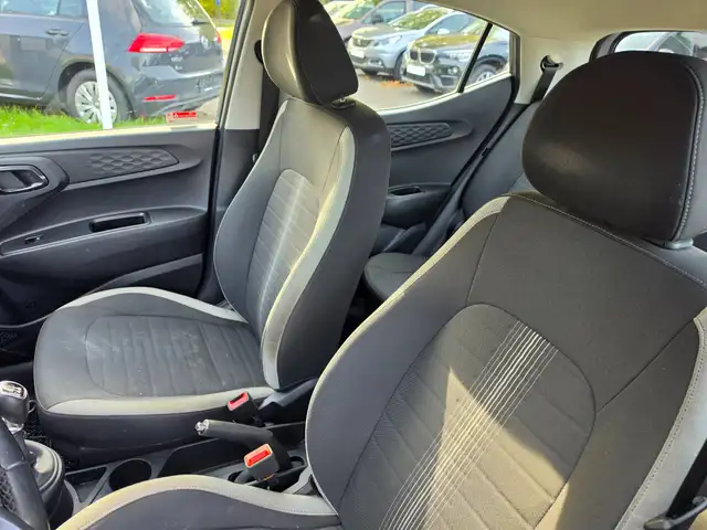 Hyundai I10 view 11