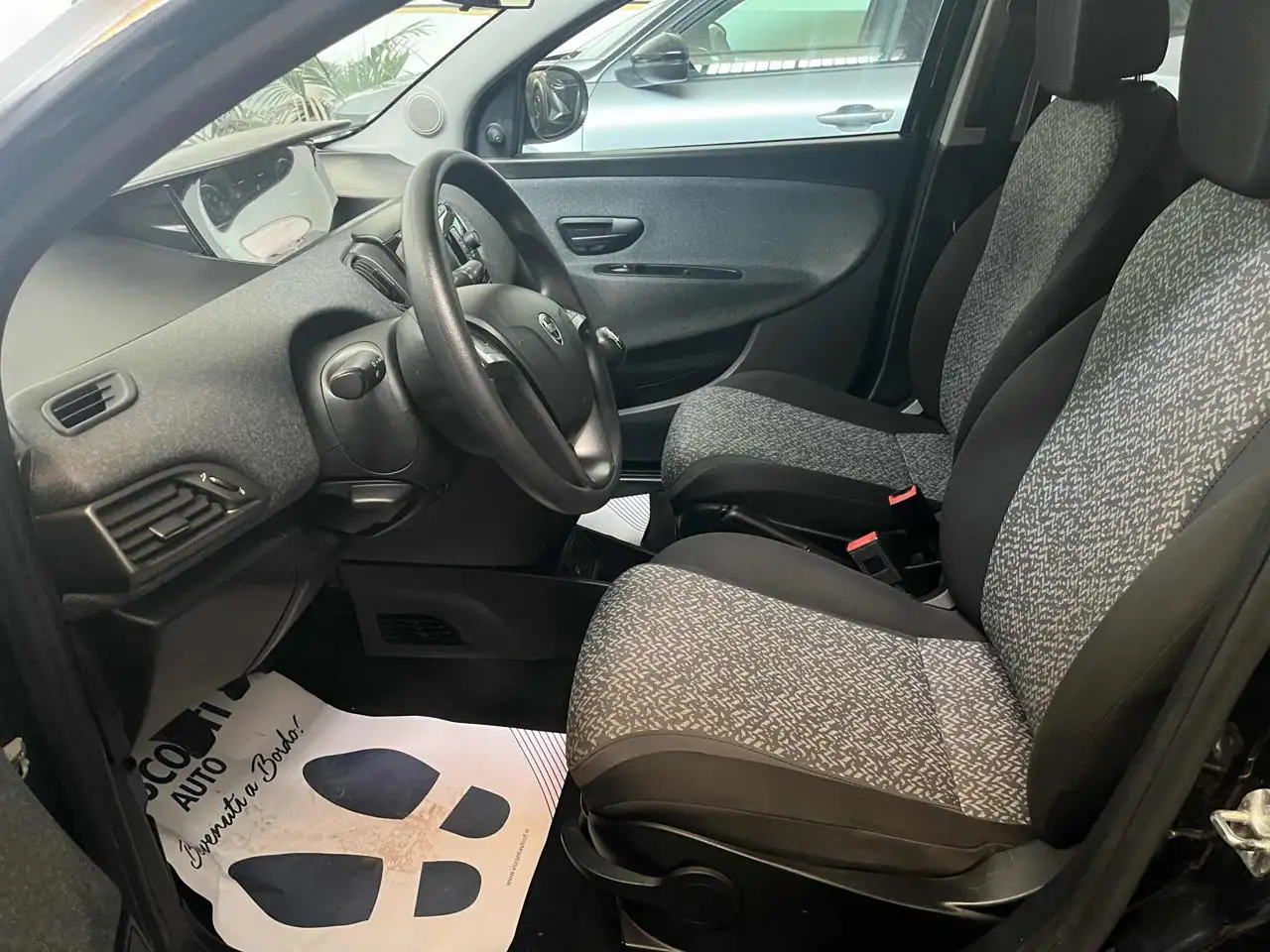 Lancia Ypsilon 2022