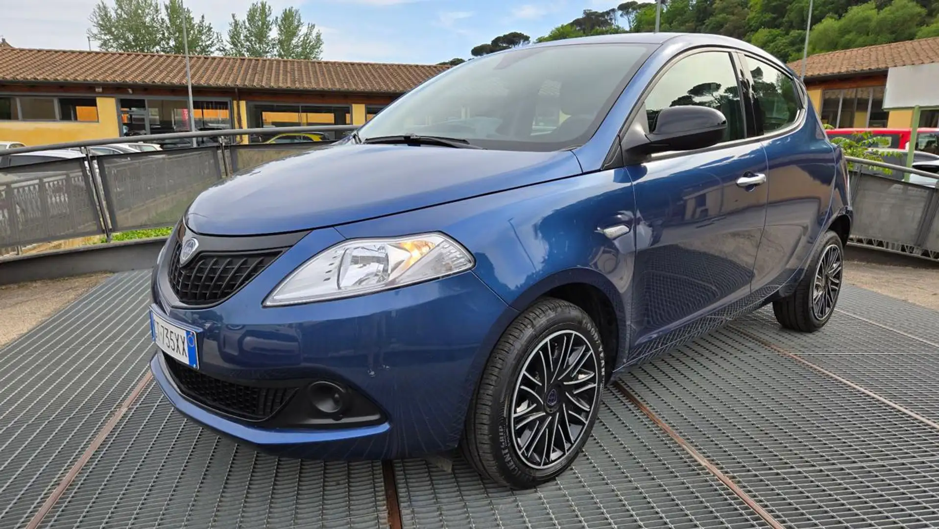 Lancia Ypsilon 1.0 FIREFLY HYBRID ORO KM 4000 !  AZ.LE GARANZIA Blu/Azzurro - 1