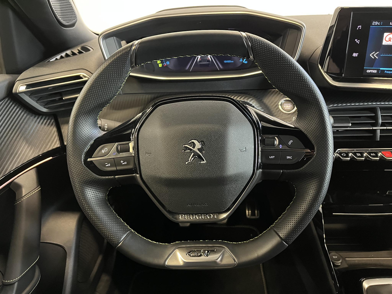 Peugeot 2008 1.2 130pk Turbo GT Climate control Cruise control — photo 10