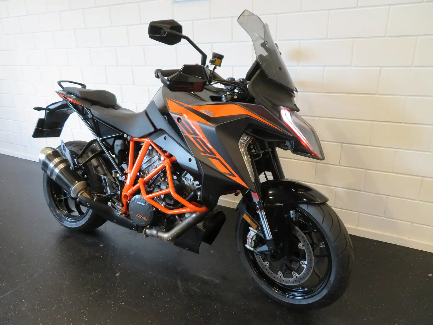 KTM 1290 Super Duke GT NIEUWSTAAT! HIS! Orange - 2