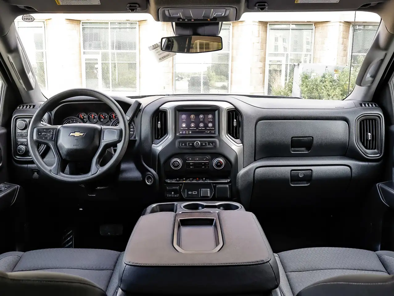 Chevrolet Silverado 1500 снимка Chevrolet Silverado 1500