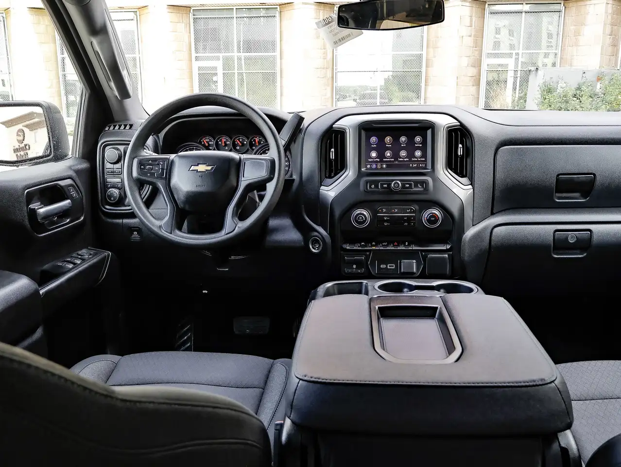 Chevrolet Silverado 1500 снимка Chevrolet Silverado 1500