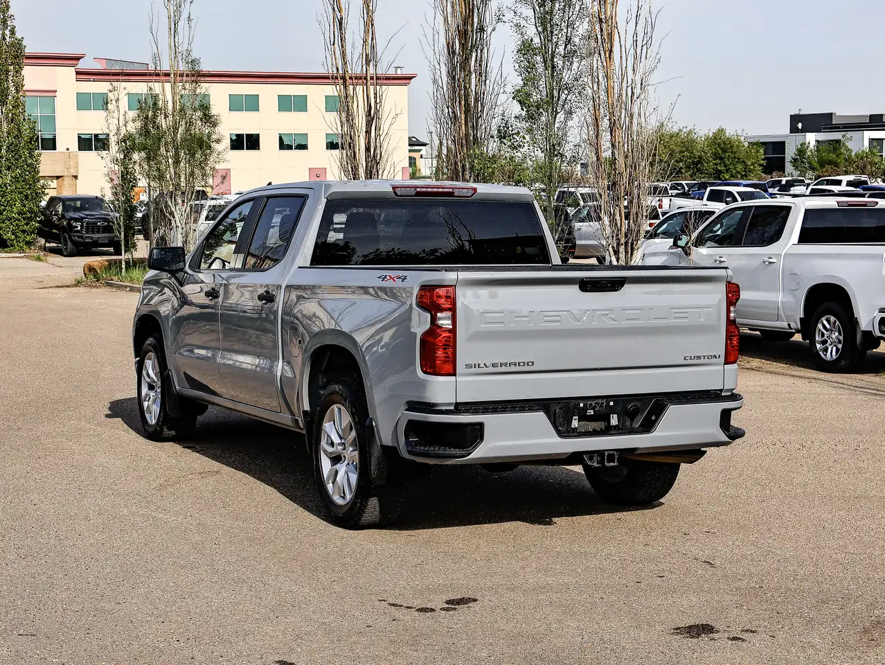 Chevrolet Silverado 1500 снимка Chevrolet Silverado 1500
