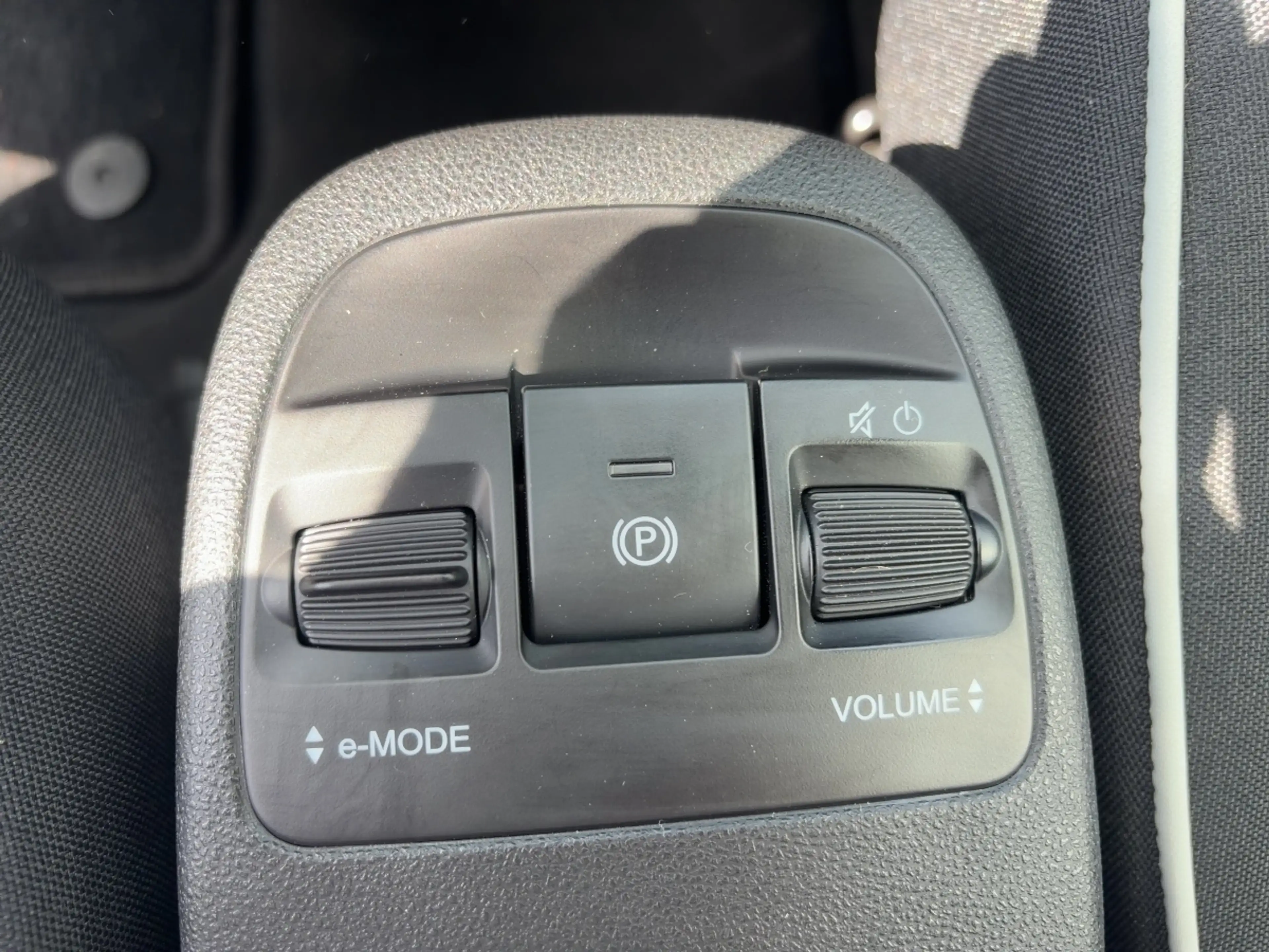 Fiat 500e Base 42kWh KLIMA*CARPLAY*ANDROID-AUTO*ALLW — photo 13