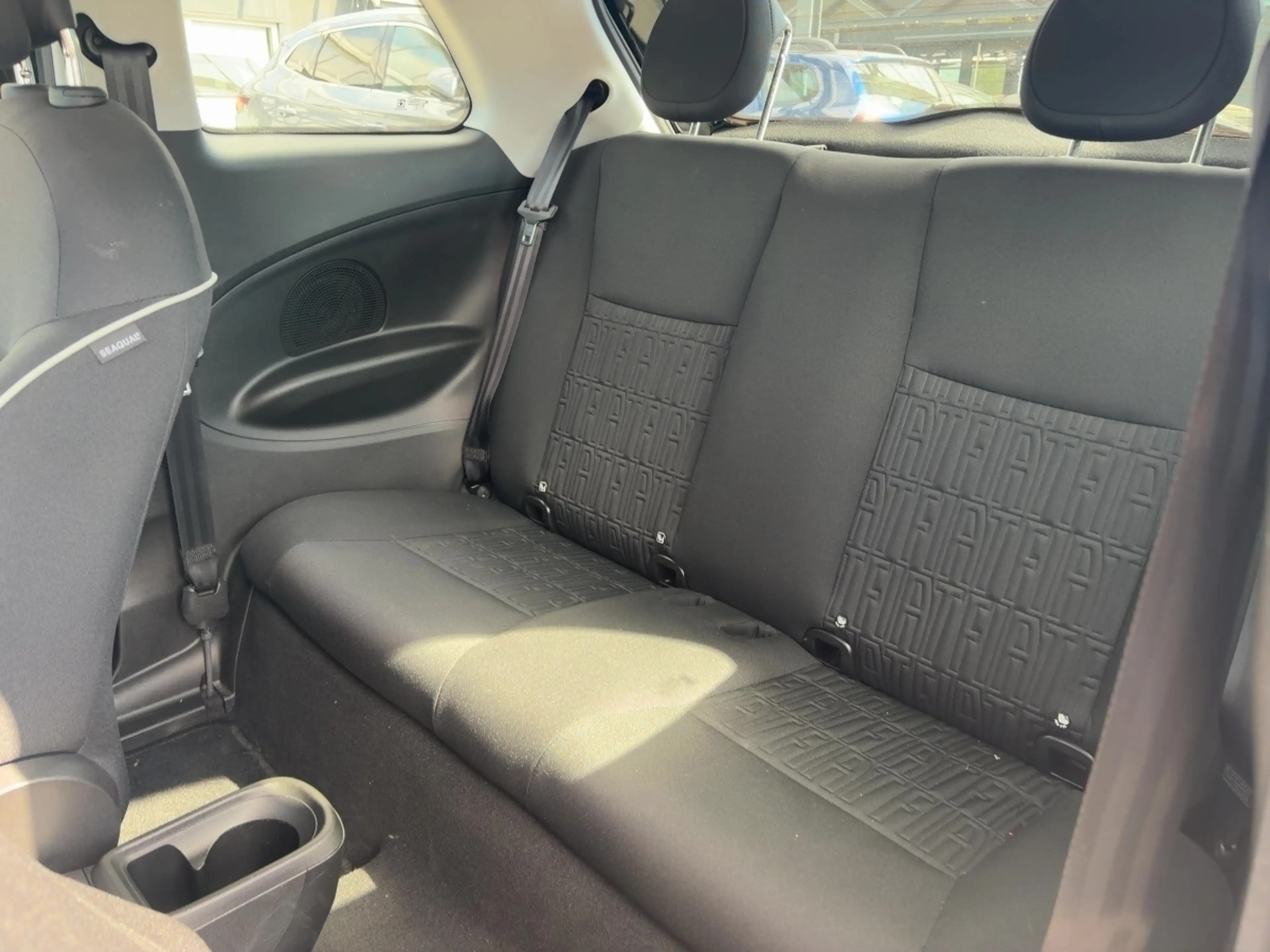 Fiat 500e Base 42kWh KLIMA*CARPLAY*ANDROID-AUTO*ALLW — photo 8