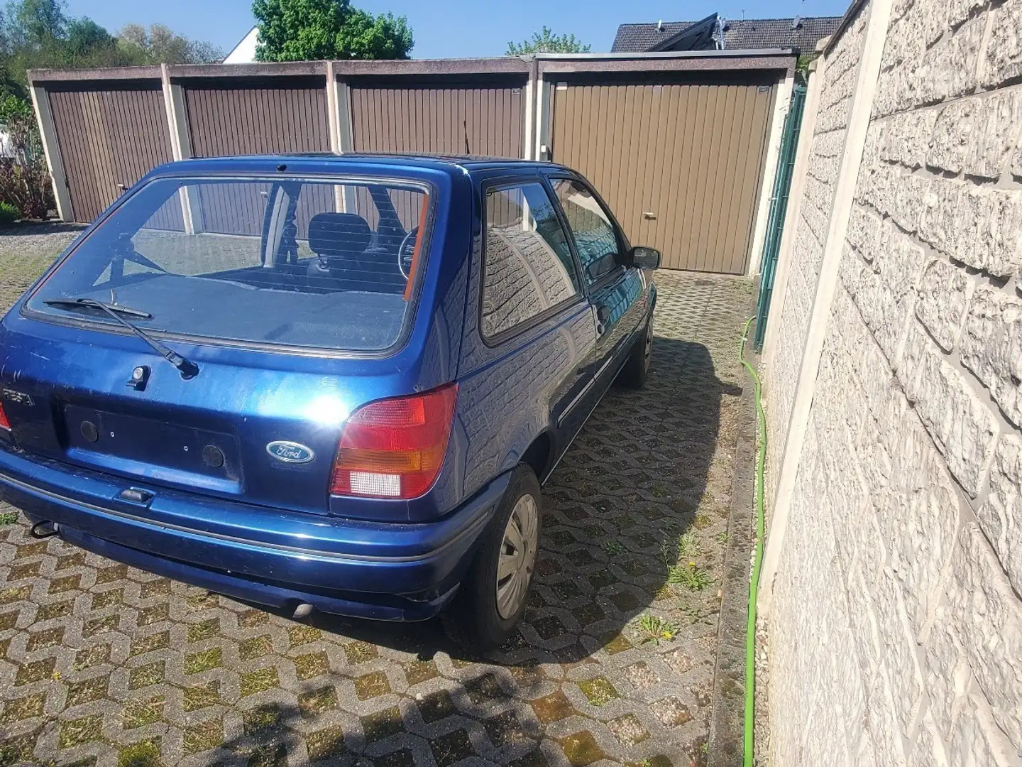 Ford Fiesta Bleu - 2