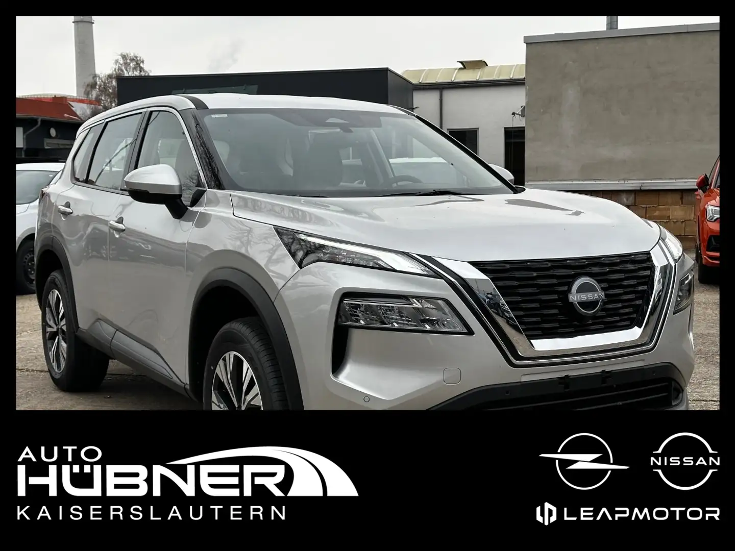 Nissan X-Trail e-4ORCE Tekna HUD|Navi|Bose|PGD|360°|4x4 Silber - 1