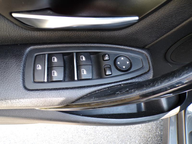 BMW 318 2.0 150cv Automatique gris 08/19 Airco GPS Camera — photo 9