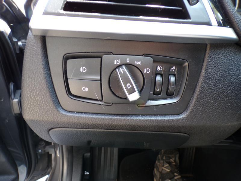 BMW 318 2.0 150cv Automatique gris 08/19 Airco GPS Camera — photo 13