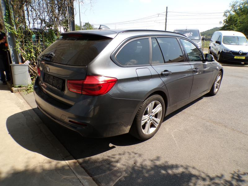 BMW 318 2.0 150cv Automatique gris 08/19 Airco GPS Camera — photo 4