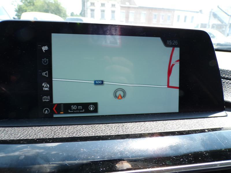 BMW 318 2.0 150cv Automatique gris 08/19 Airco GPS Camera — photo 14