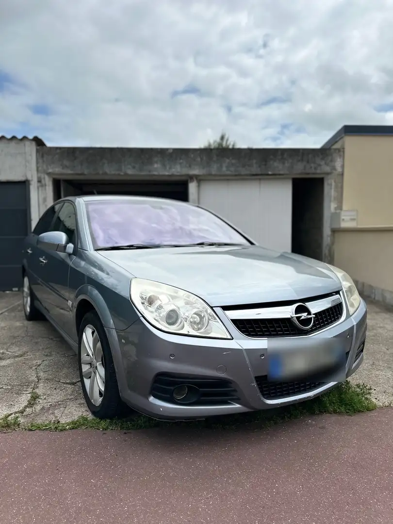 Opel Vectra 1.9 CDTI Cosmo Gris - 2