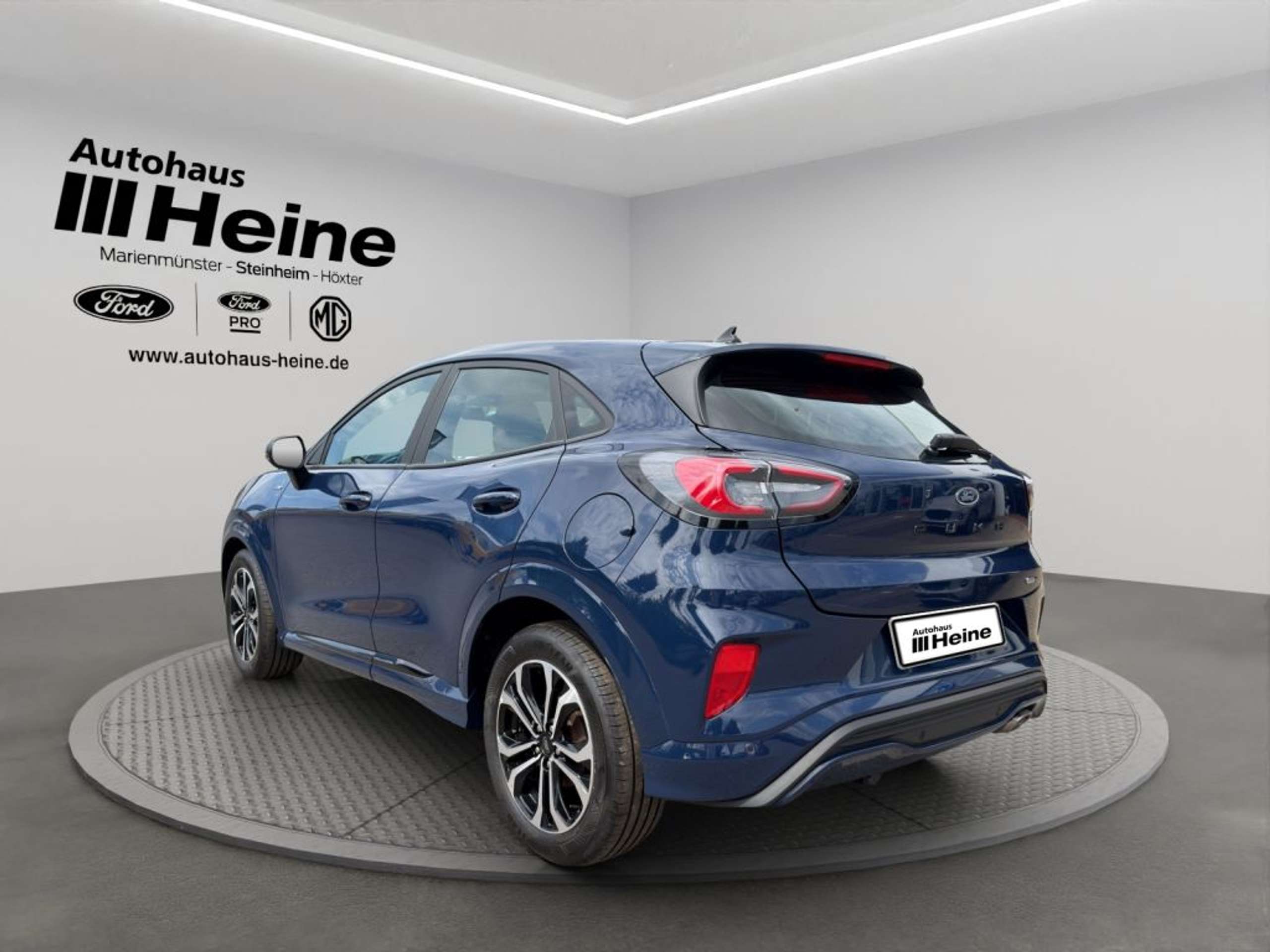 Fahrzeugabbildung Ford Puma 1.0 EcoBoost Hybrid Aut. ST-LINE - mit KI generiert/bearbeitet