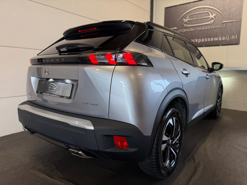 Peugeot 2008 1.2 PureTech GT-line D-Riem VV, Pano, ACC, Apple C — photo 8
