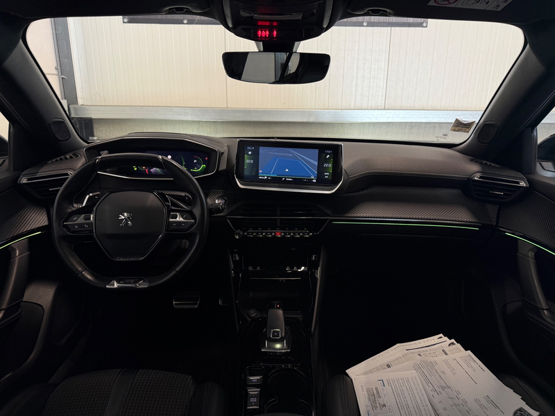 Peugeot 2008 1.2 PureTech GT-line D-Riem VV, Pano, ACC, Apple C — photo 14