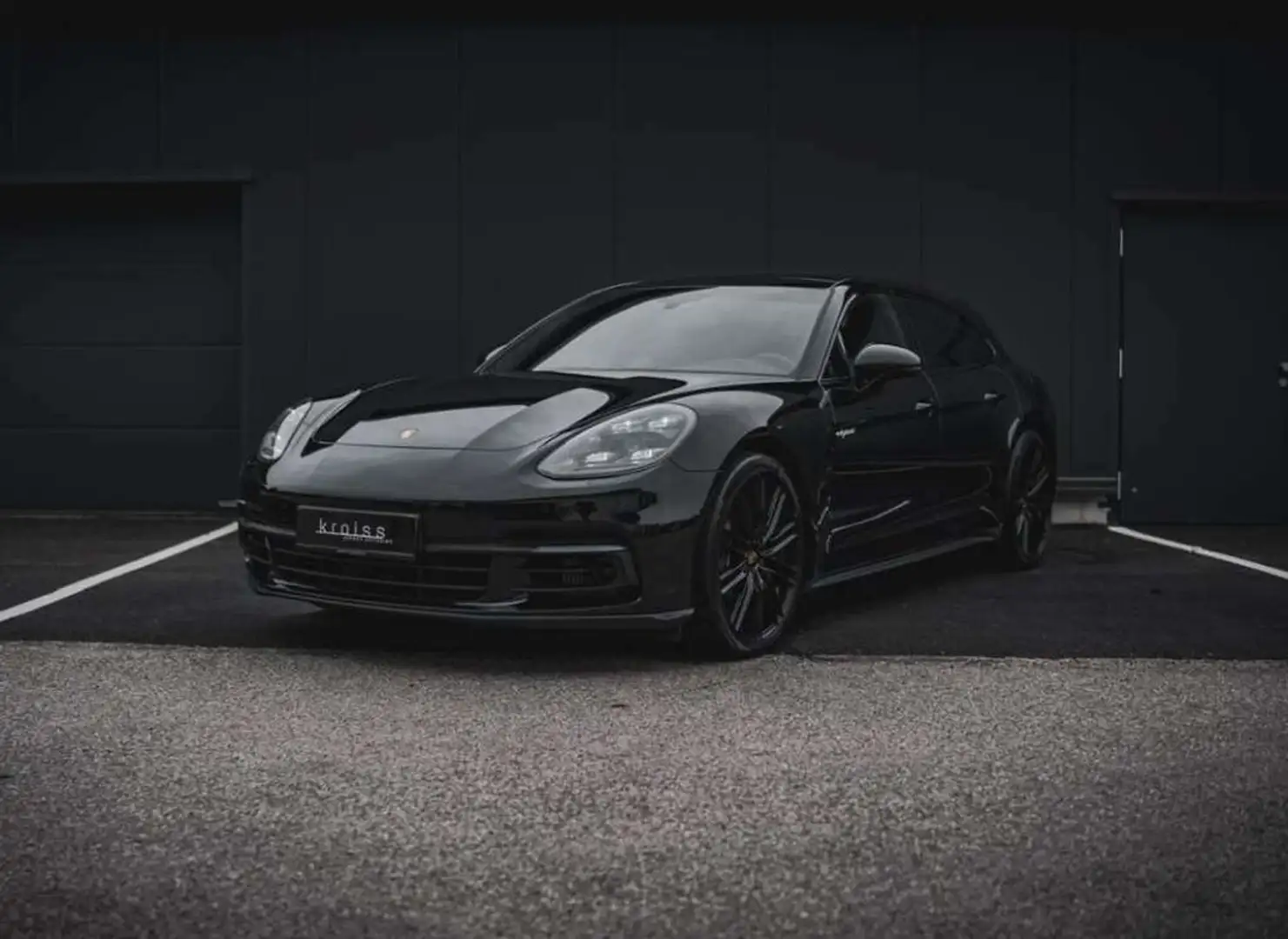 Porsche Panamera 4 E-Hybrid Edition 10 Jahre Zwart - 1