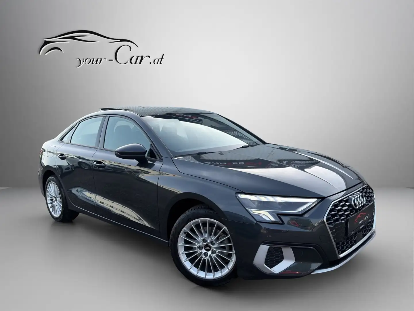 Audi A3 Lim. 30 TFSI advanced S-Tr. *PANO, ACC, LED, AMBI* Grau - 1