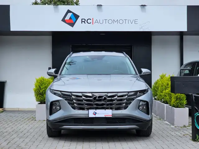 Hyundai Tucson view 3
