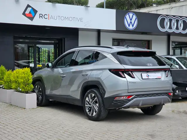 Hyundai Tucson view 4