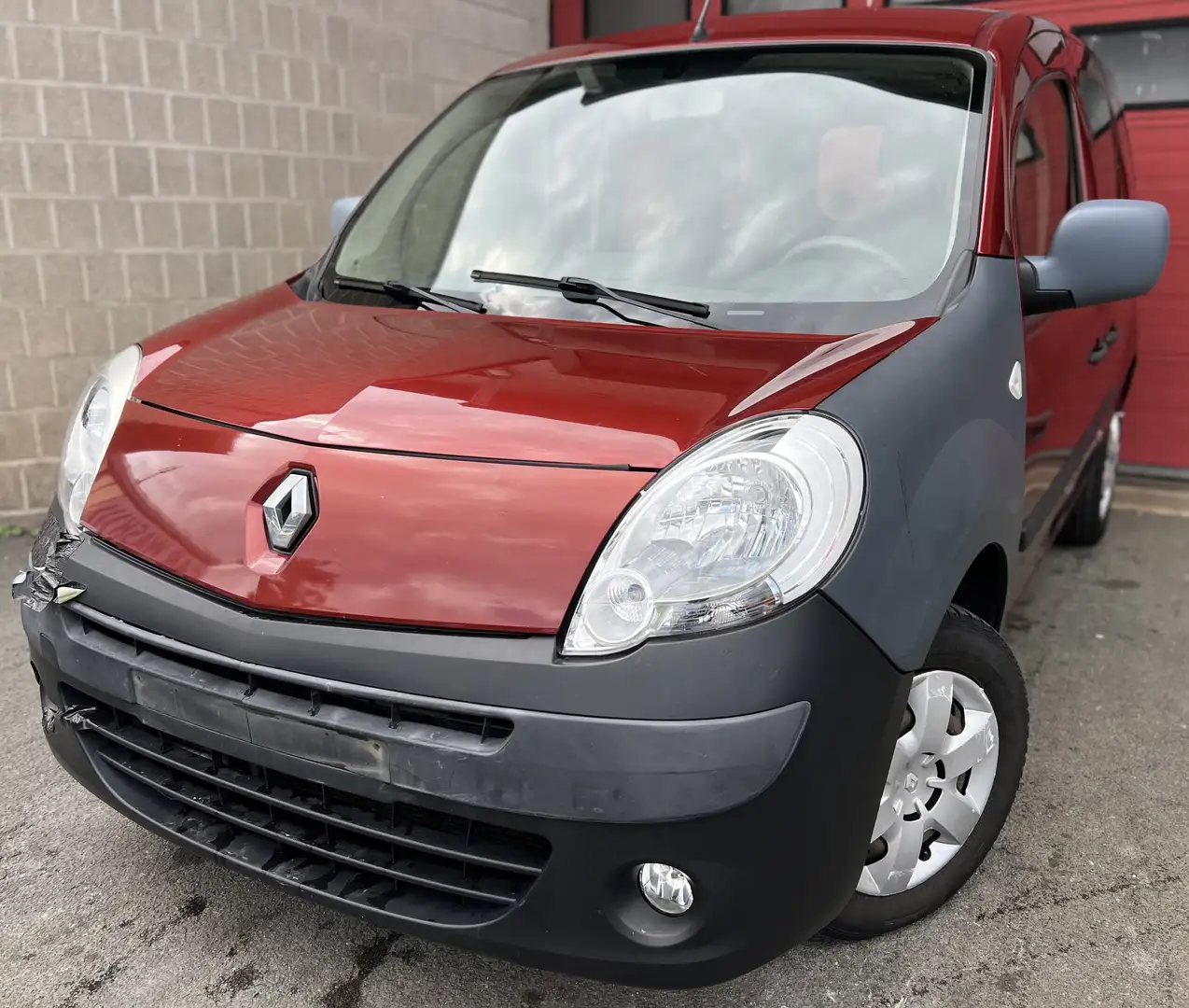 Renault Kangoo 1.5 dCi Authentique + CLIM Rojo - 1