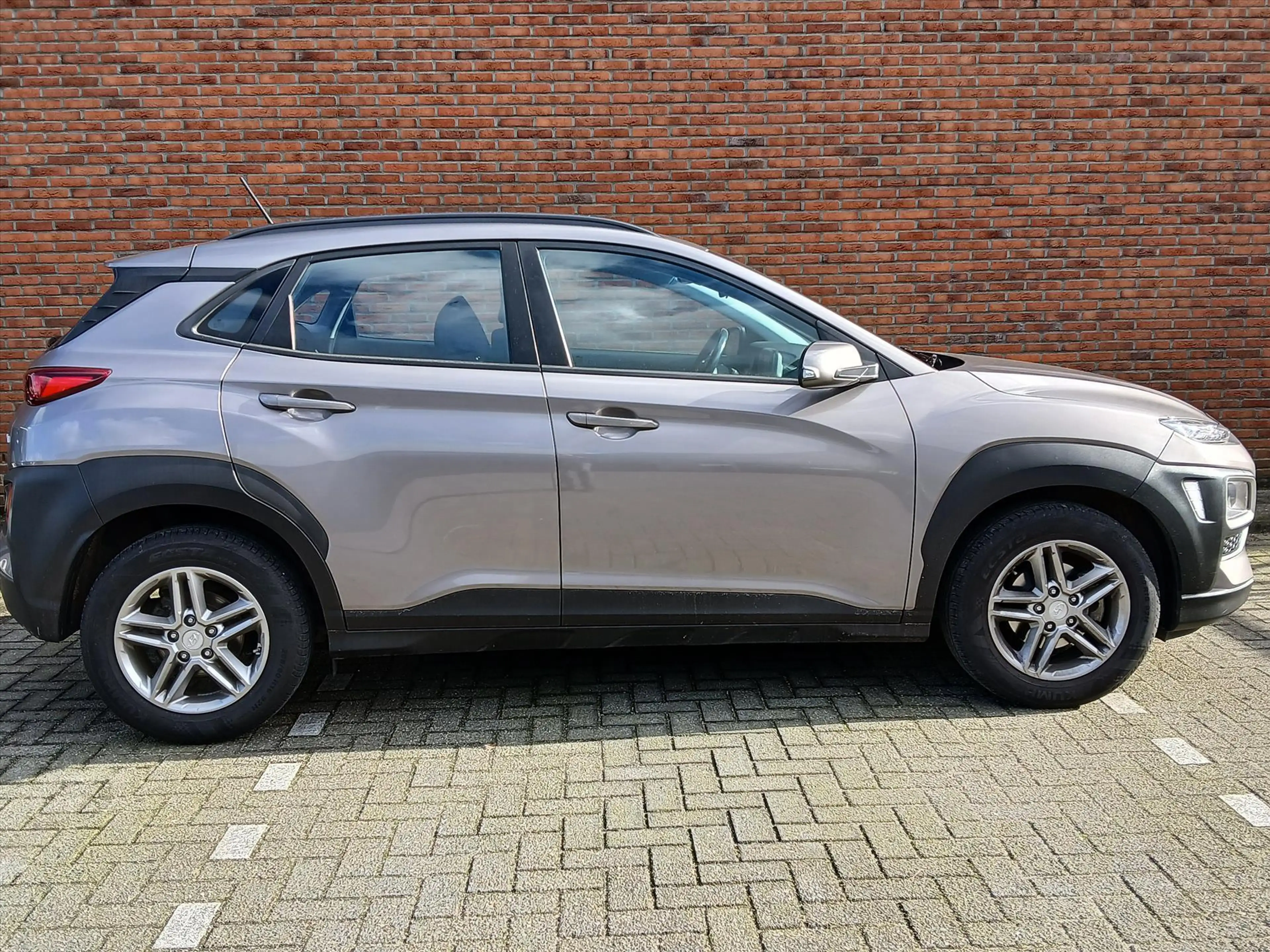Hyundai KONA 1.0 T-GDI 120pk Comfort I Navi by App I Camera ach — photo 5