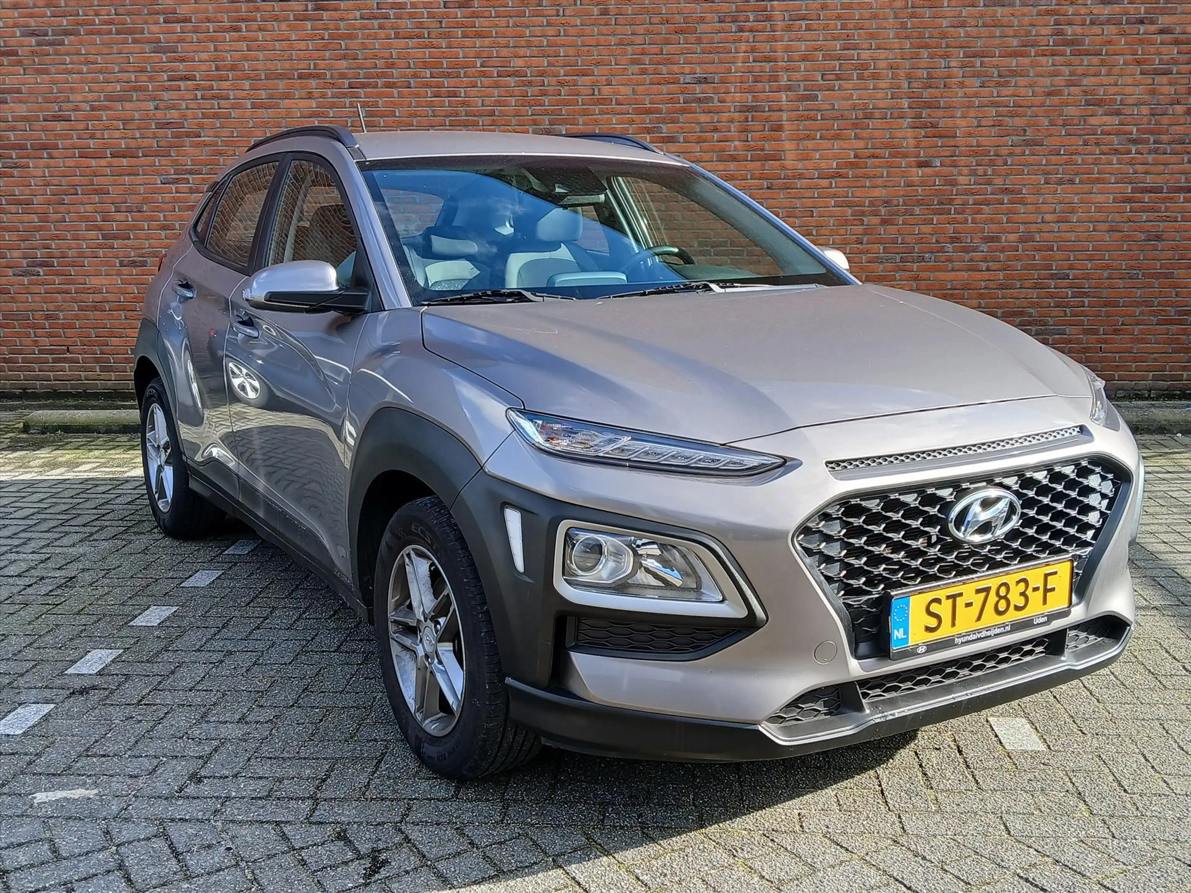 Hyundai KONA 1.0 T-GDI 120pk Comfort I Navi by App I Camera ach — photo 4