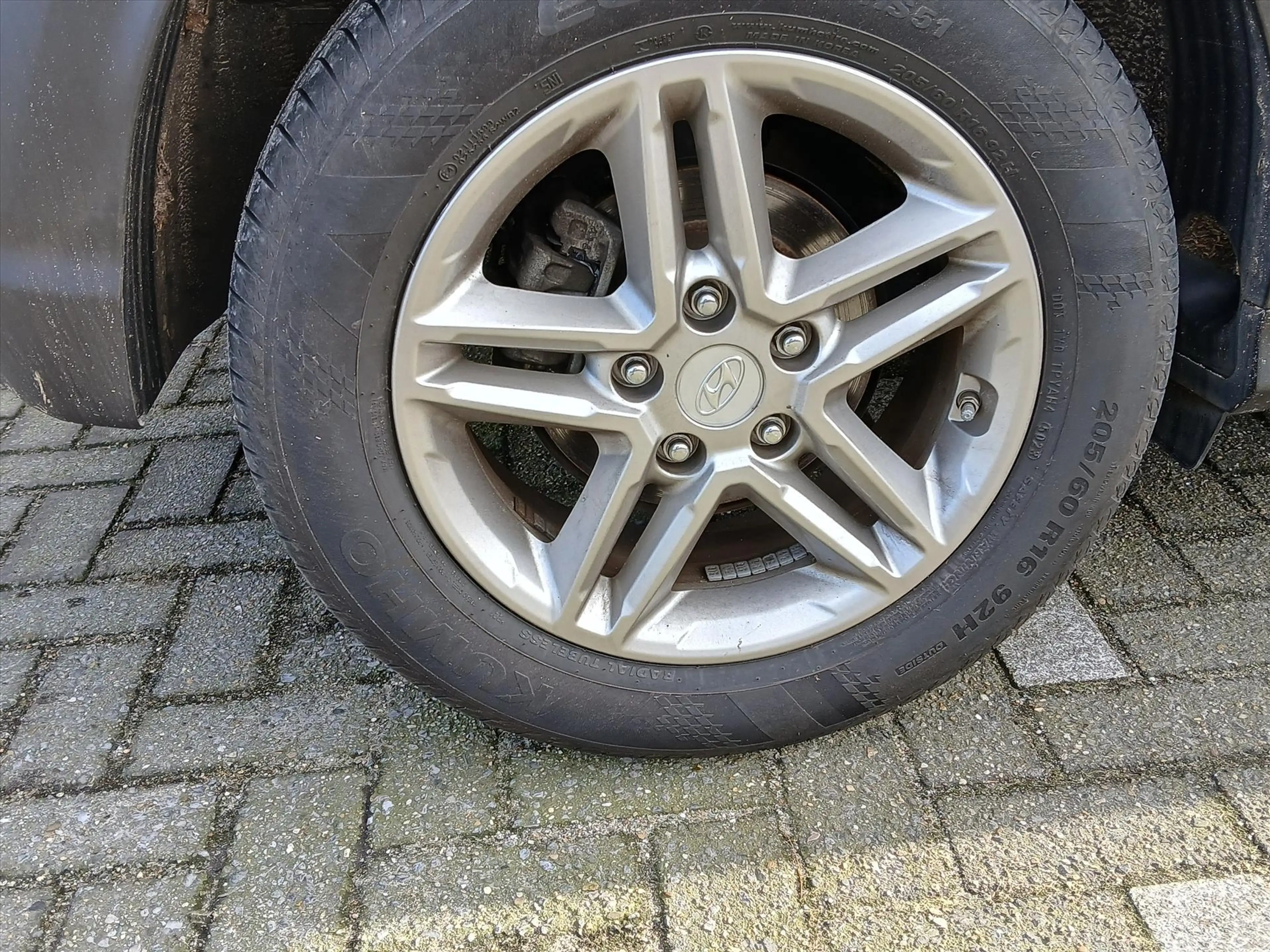 Hyundai KONA 1.0 T-GDI 120pk Comfort I Navi by App I Camera ach — photo 6