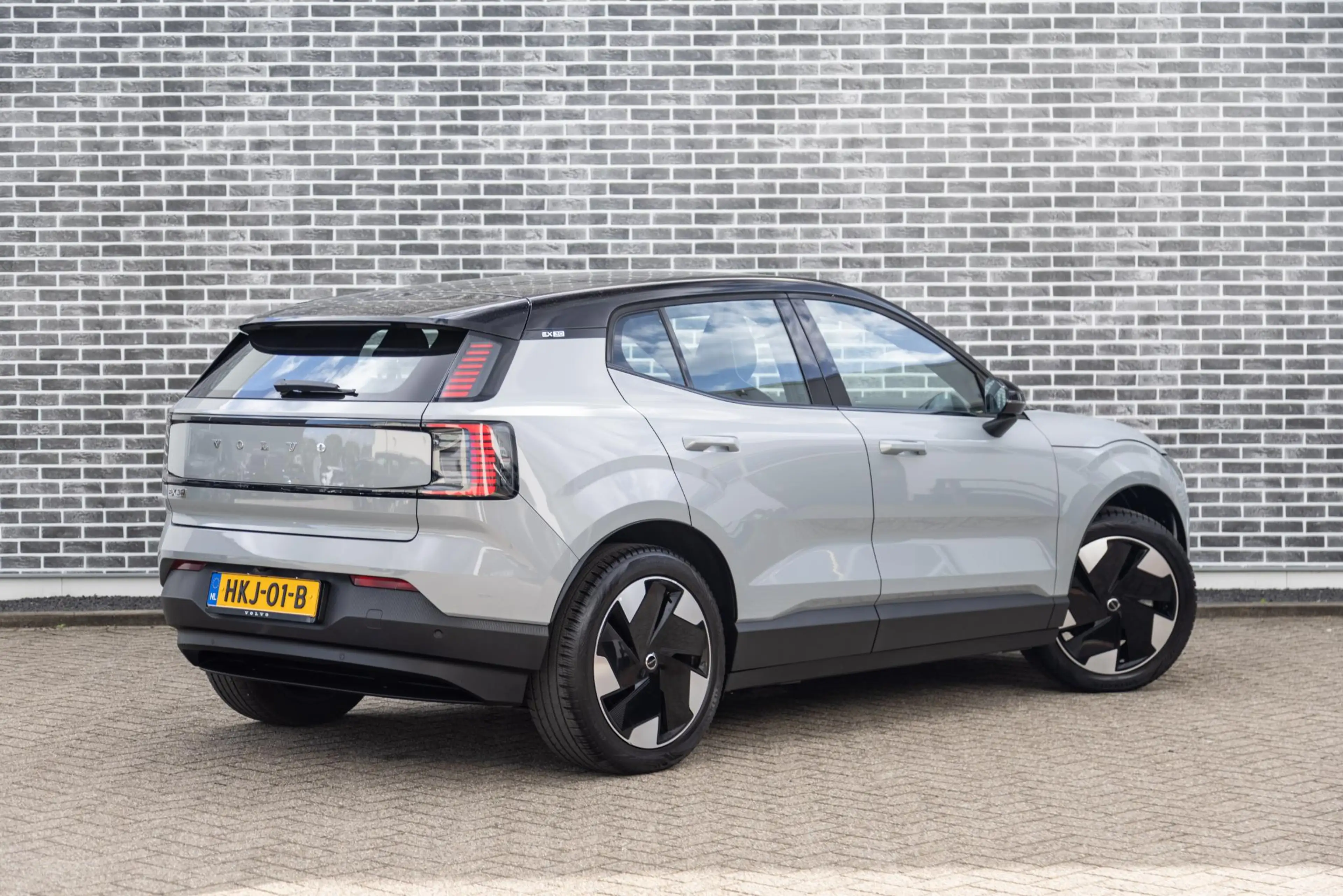 Volvo EX30 Single Motor Extended Range Plus 69 kWh | Stoel en — photo 3