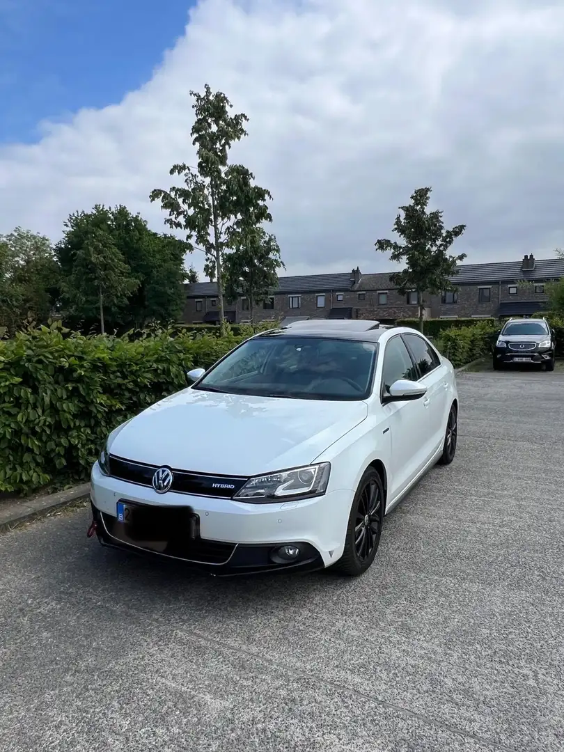 Volkswagen Jetta 1.4 Hybrid DSG Highline - 1