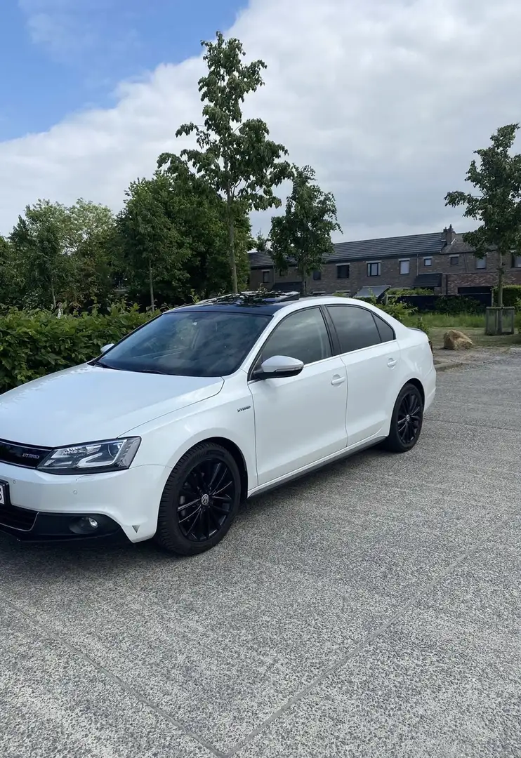 Volkswagen Jetta 1.4 Hybrid DSG Highline - 2