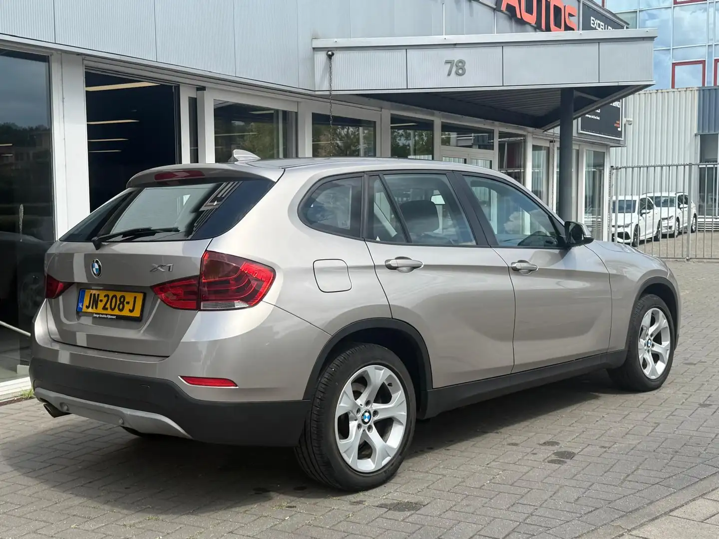 BMW X1 XDrive20d Business+ Grijs - 2
