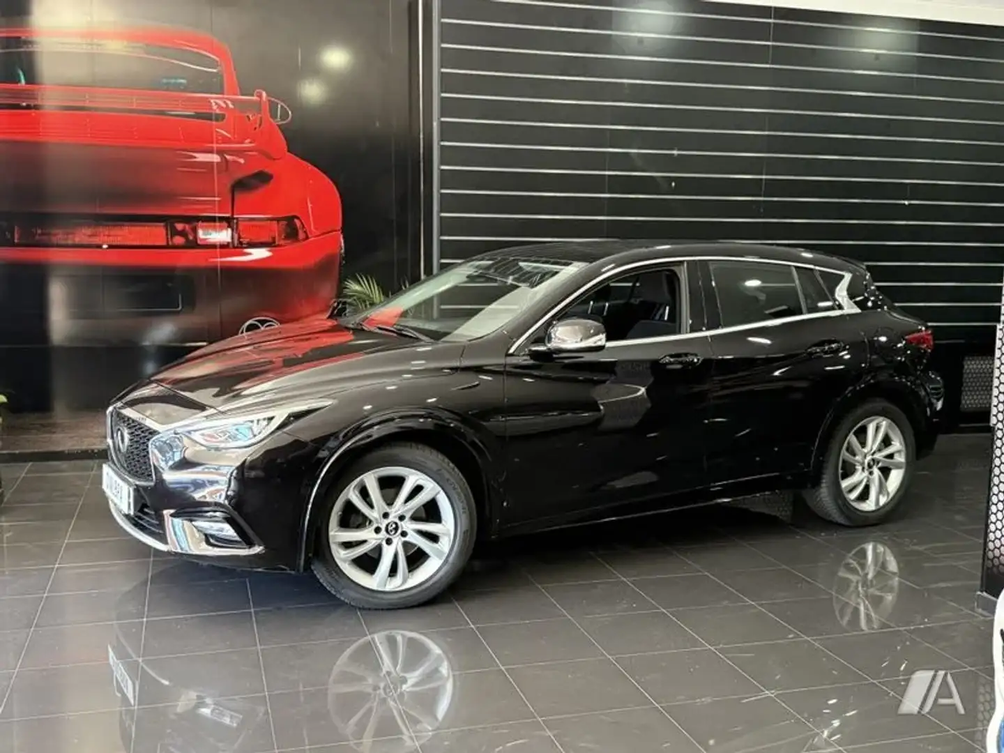 Infiniti Q30 1.5d Premium Negro - 1