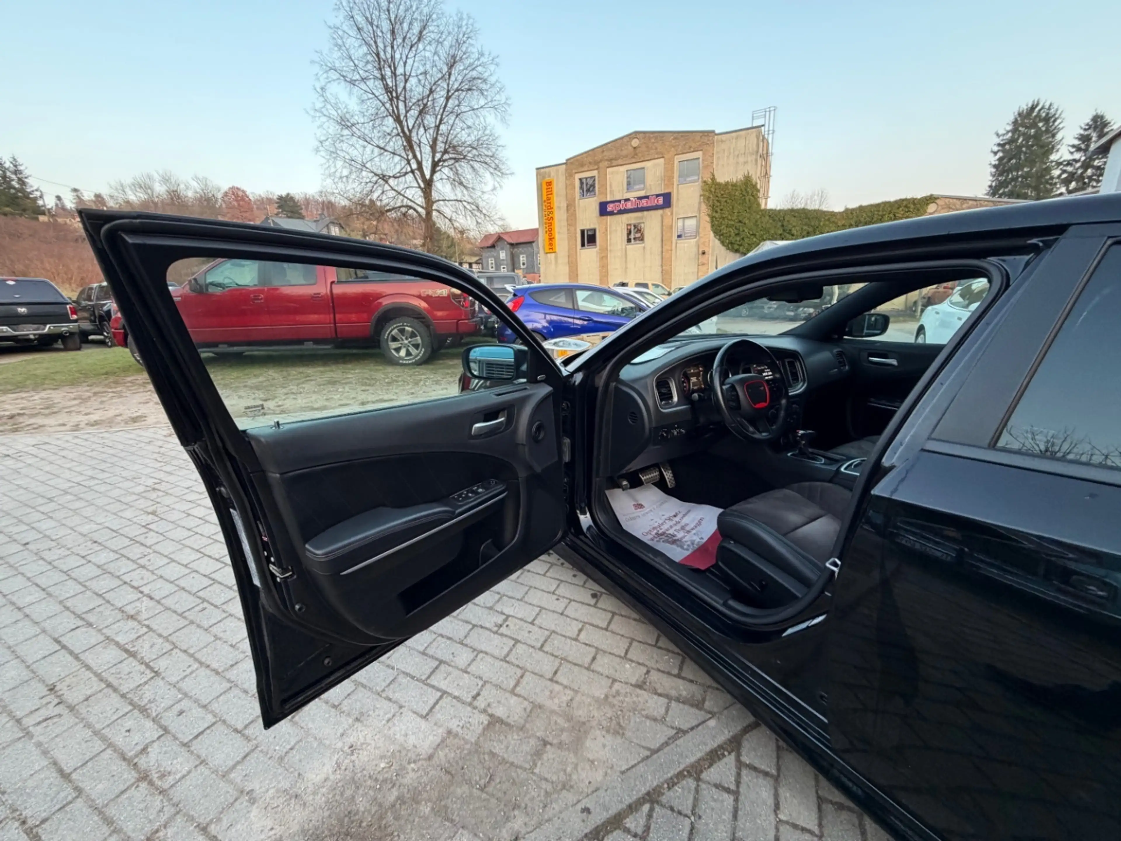 Dodge Charger 5,7 Hemi "Leder"Apple CarPlay"Sitzheizung — photo 8