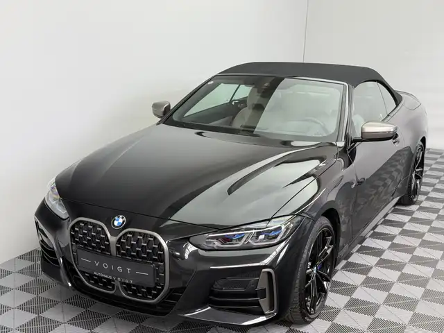 BMW 4 Series view 3