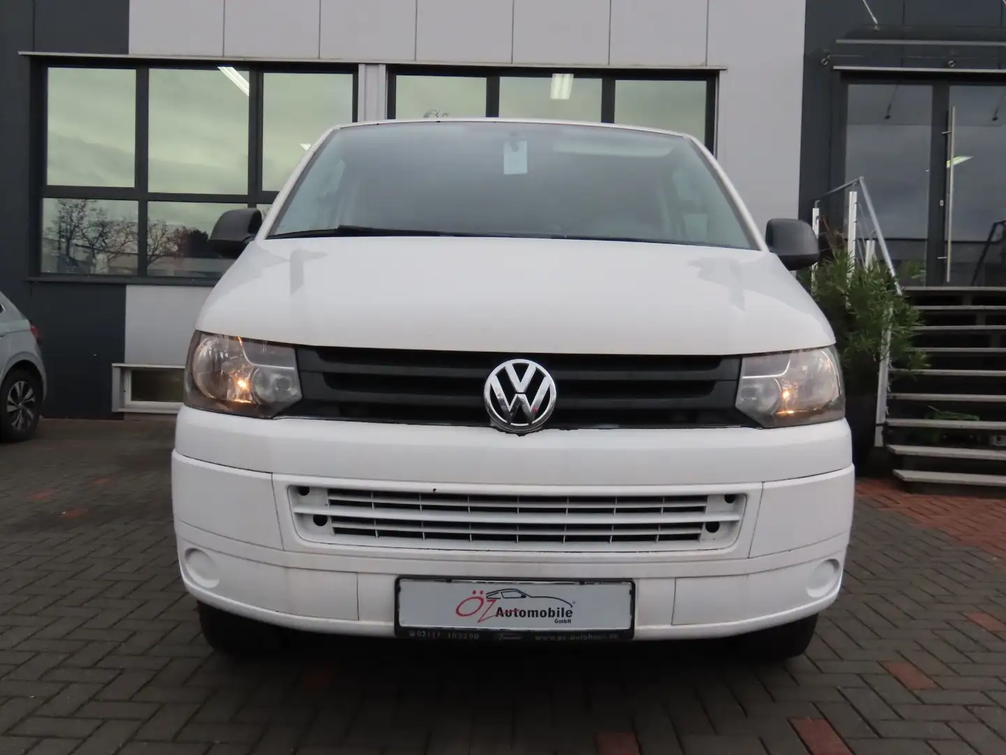 Volkswagen T5 Transporter Kasten-Kombi Kasten lang Weiß - 2