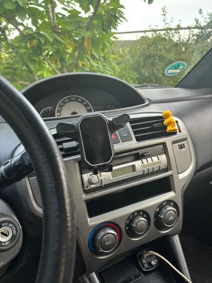 Hyundai Matrix 1.6 Sky - 1