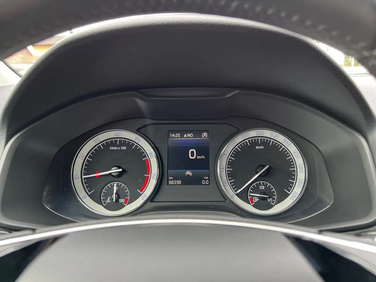 Skoda Karoq 1,0 TSI Clever AHK*LED, миниатюра 17