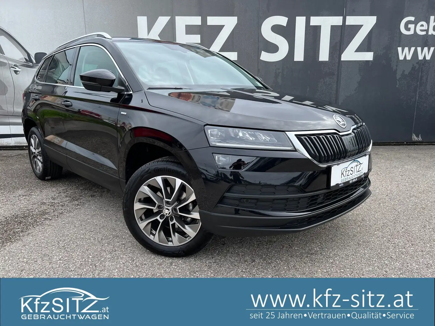 Skoda Karoq 1,0 TSI Clever| AHK*LED Schwarz - 1