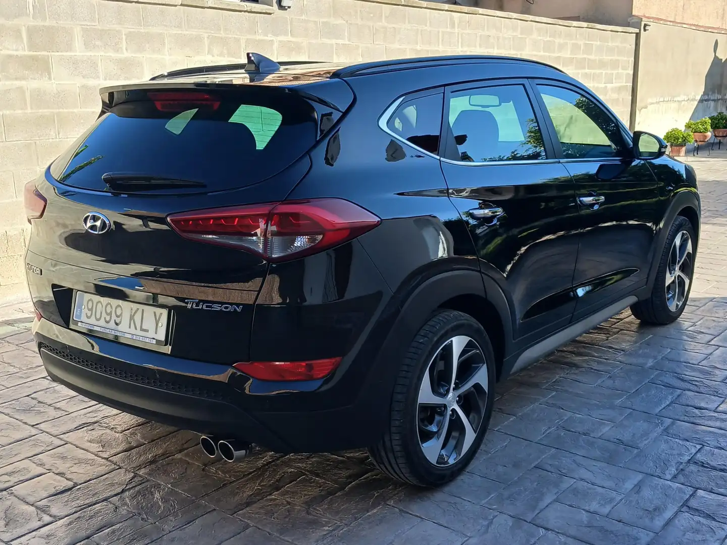 Hyundai TUCSON Tucson 1.7CRDI Style DT 4x2 141 Style Negro - 1