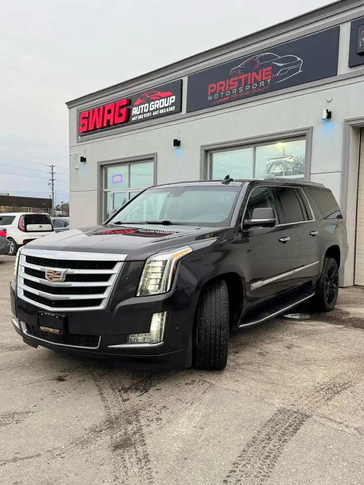 Cadillac Escalade photo Cadillac Escalade