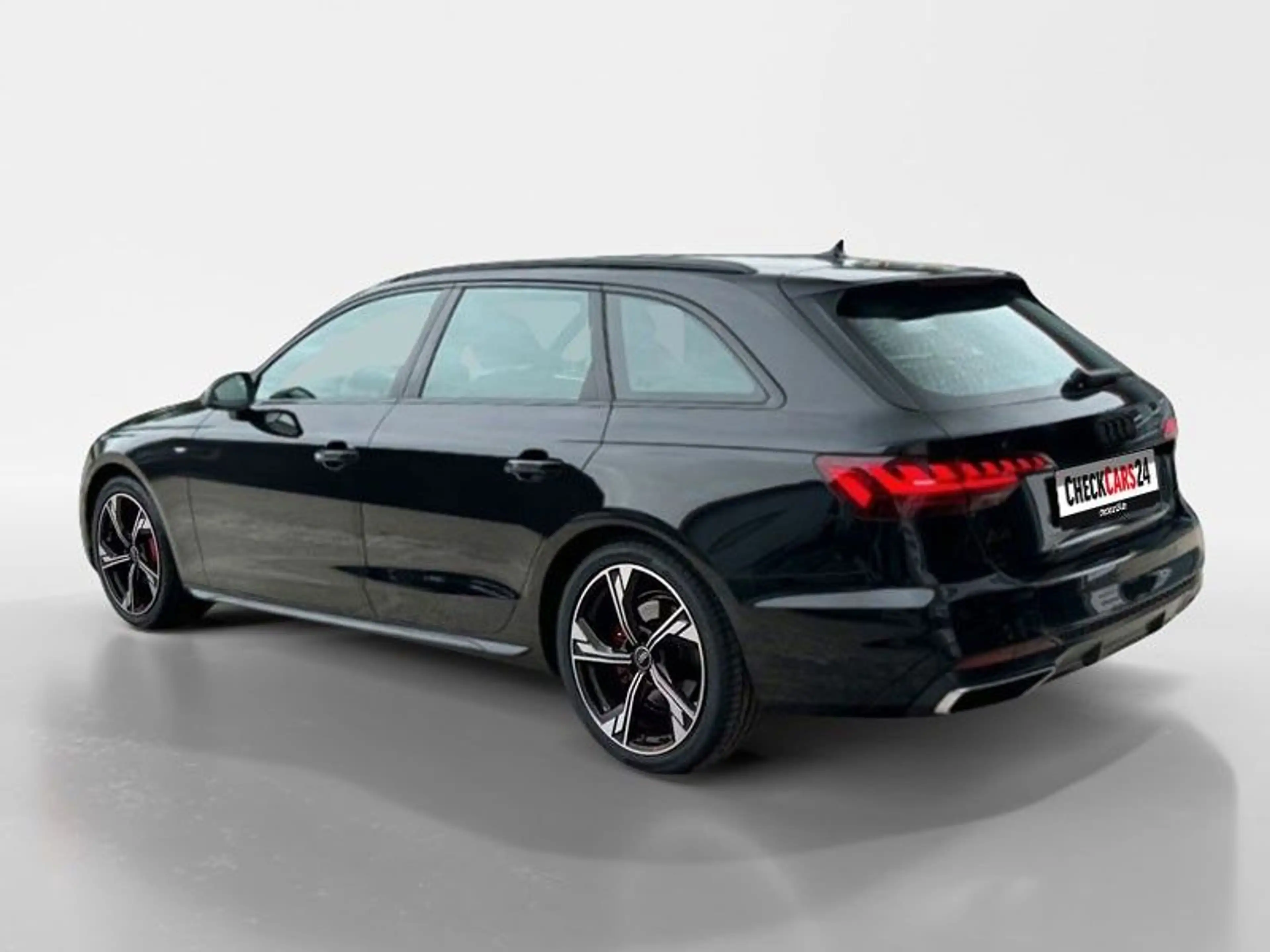Audi A4 Avant 45 TFSI quattro S line — photo 4